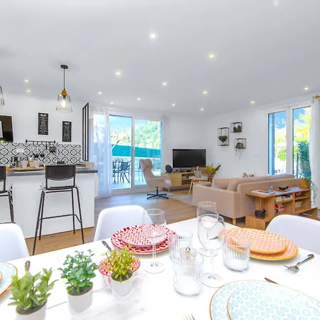 Somptueux - Piscine Privee - Parking Appartement *