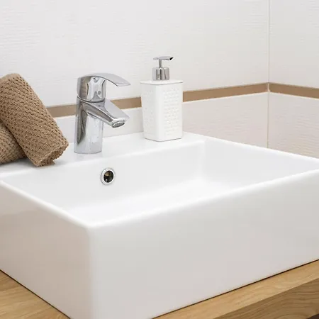 Appartement Somptueux - Piscine Privee - Parking Menton