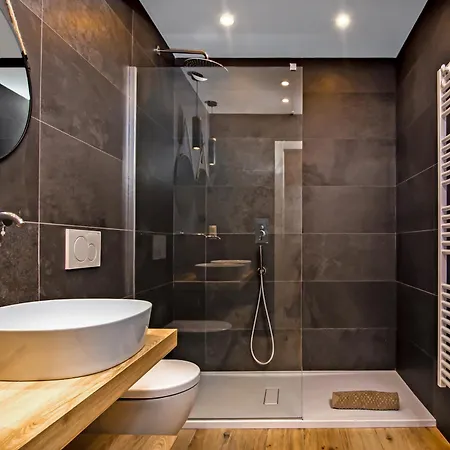 Apartment Somptueux - Piscine Privee - Parking