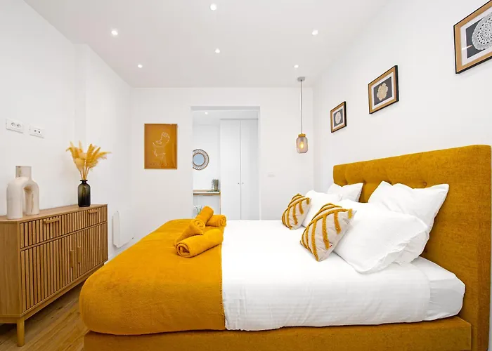 Appartement Somptueux - Piscine Privee - Parking Menton